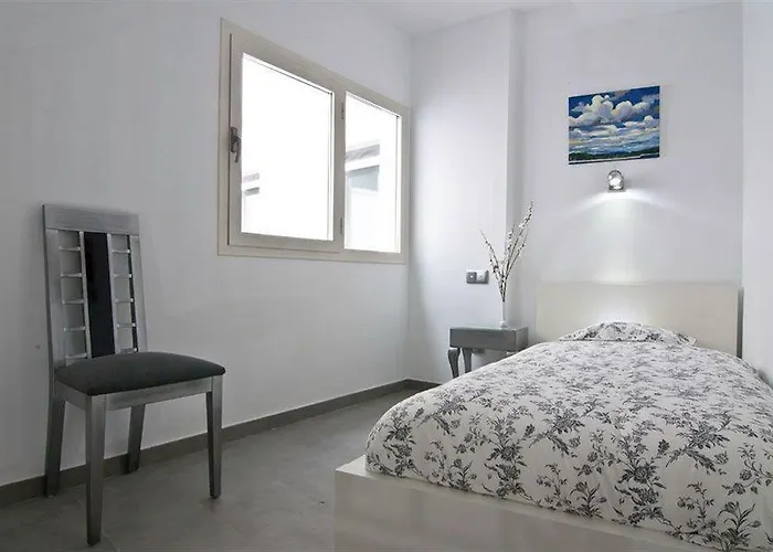 阿卡萨宫酒店 4*